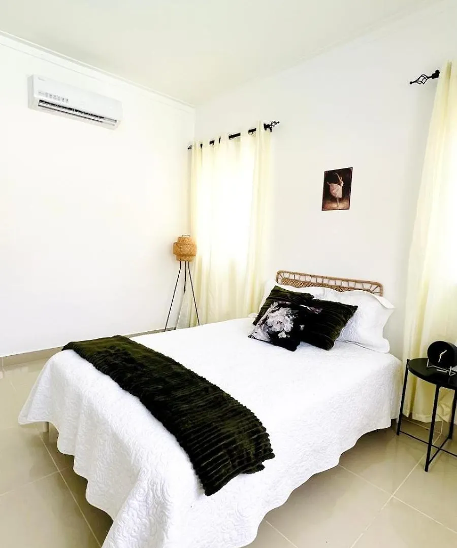 Ambar Luxurious Condo At Caleta La Romana 0*,